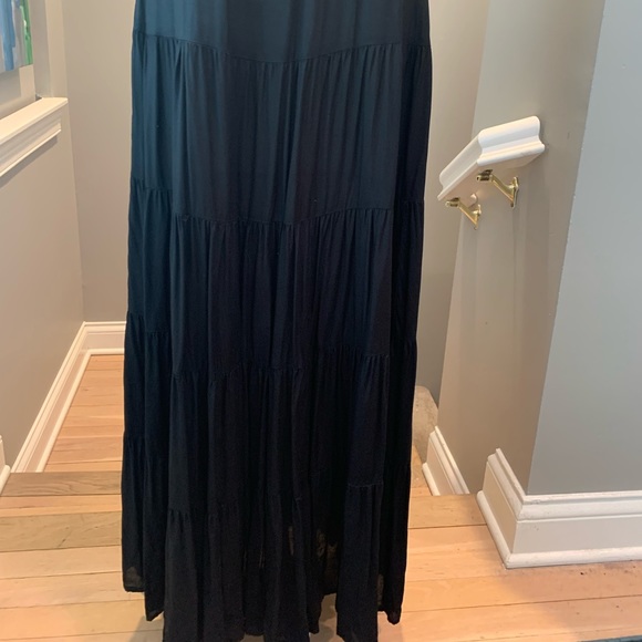 Black bohemian rayon maxi dress. Size 12. - Picture 3 of 11